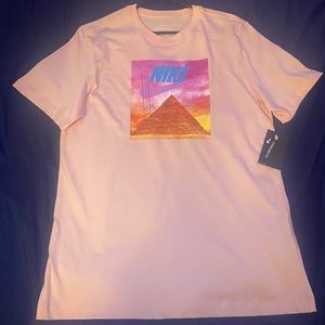 Nike Men’s Sportswear Festival T-shirt- Large - Light Pink